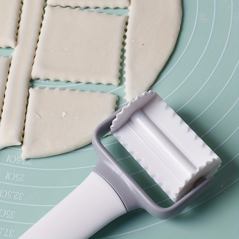 1 pezzo, taglierina per pastic - Kitchen Roller Baking recensione e prezzo